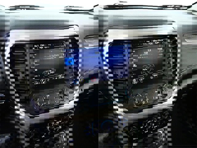 Used 2023 GMC Acadia Denali w/ Denali Ultimate Package image 18