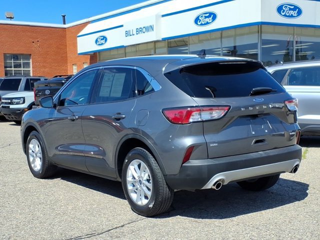Certified 2022 Ford Escape SE w/ Cold Weather Package AWD/4WD image 2