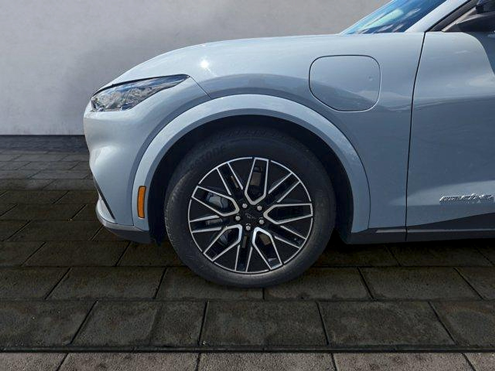 Certified 2025 Ford Mustang Mach-E Premium AWD/4WD image 26
