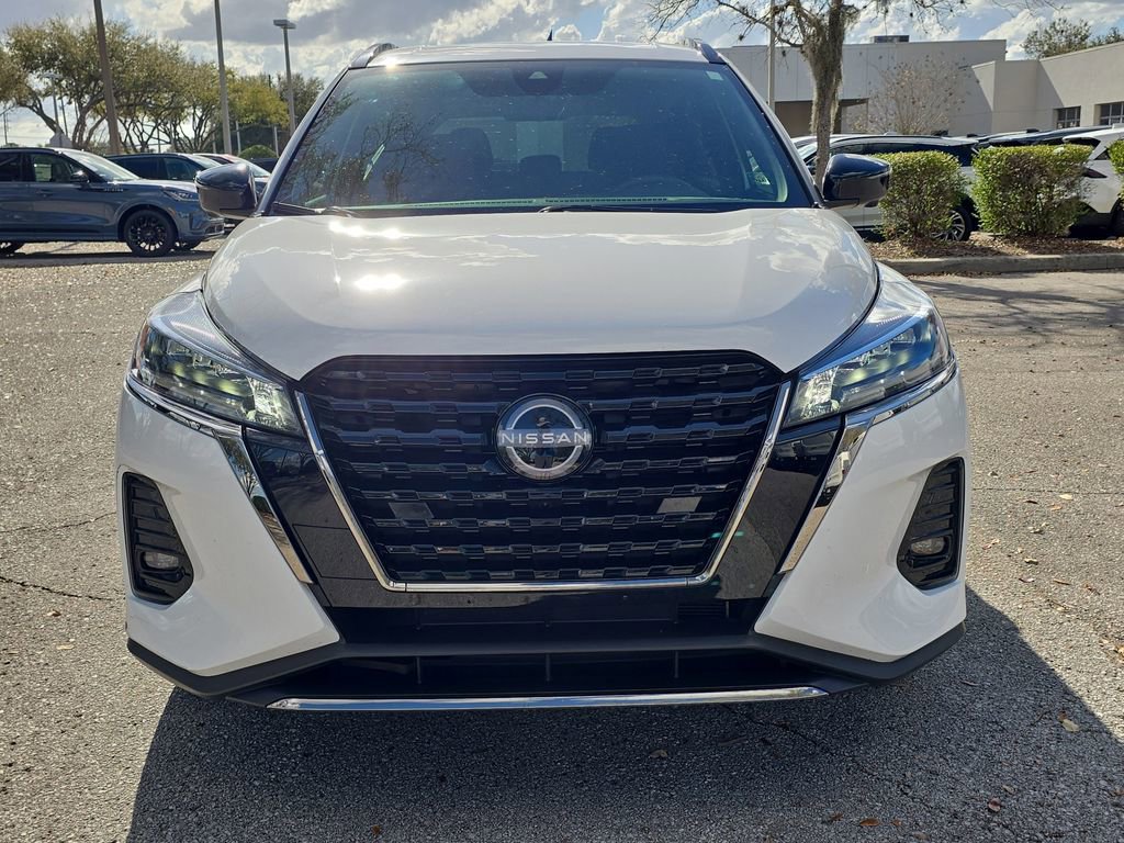 Used 2024 Nissan Kicks SR image 5