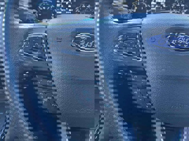 Certified 2020 Ford EcoSport SE w/ SE Convenience Package image 18