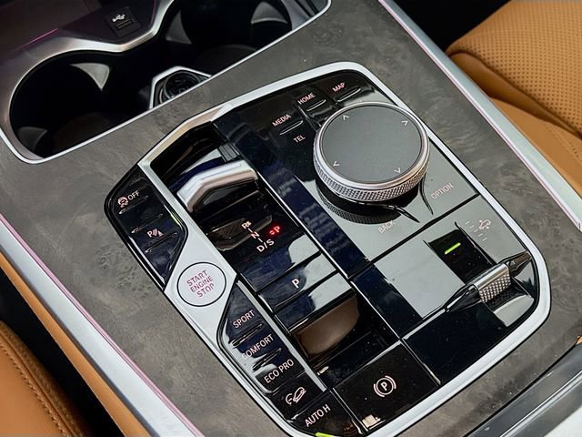 Used 2024 BMW X7 xDrive40i w/ M Sport Package image 20