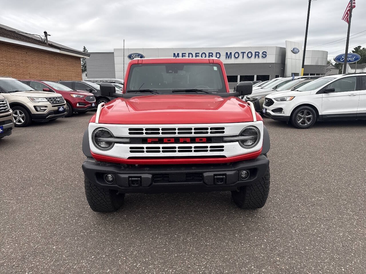 Certified 2023 Ford Bronco Heritage Edition AWD/4WD image 12