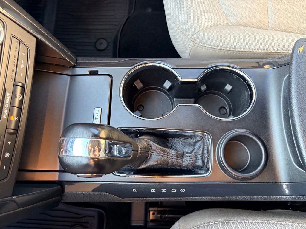 Certified 2019 Ford Explorer FWD image 14