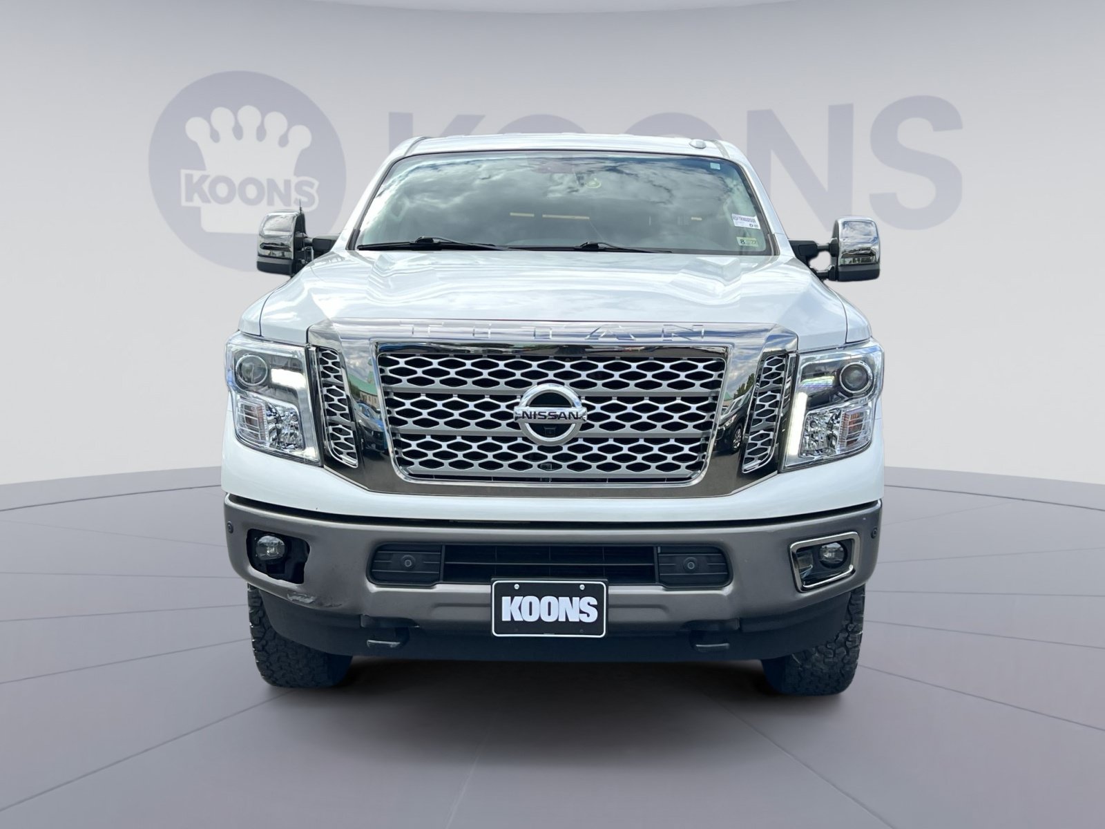 Used 2019 Nissan Titan Platinum Reserve w/ Platinum Utility Package AWD/4WD image 4