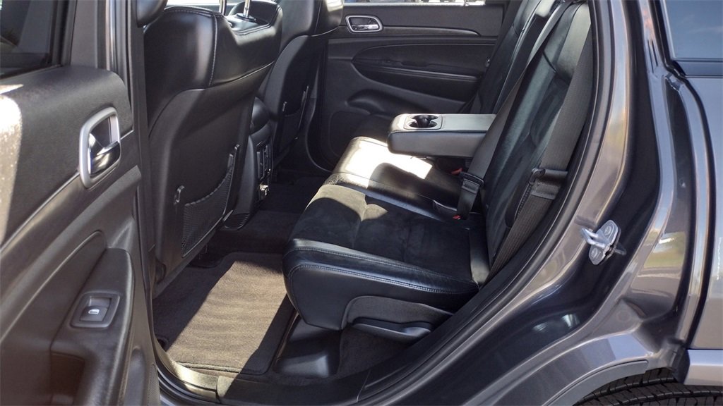 Used 2018 Jeep Grand Cherokee Altitude image 20