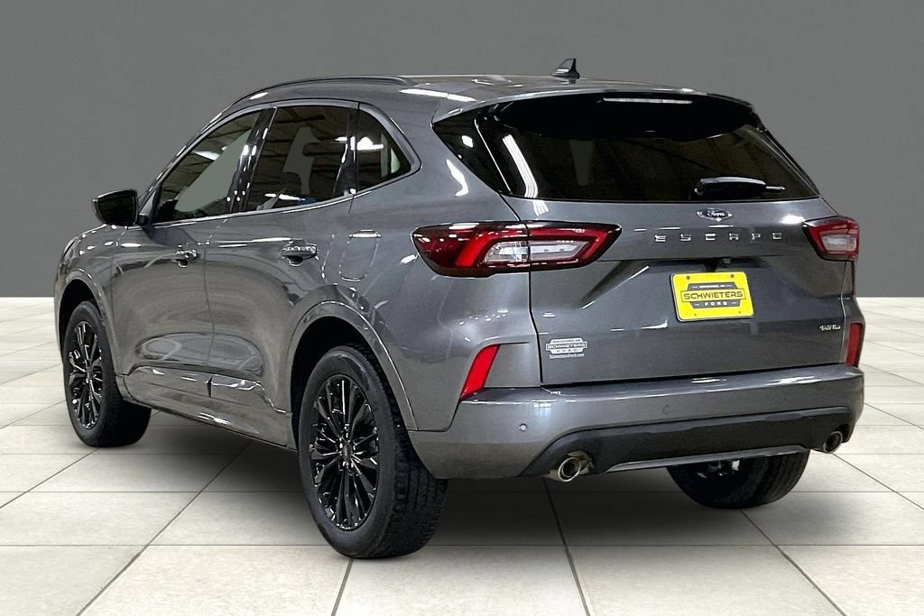 Certified 2025 Ford Escape ST-Line Elite AWD/4WD image 11