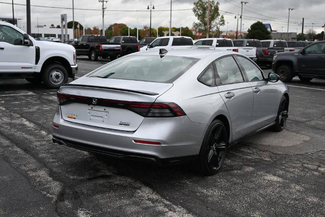 Used 2025 Honda Accord Sport image 9