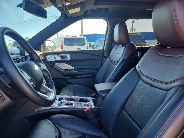 Certified 2020 Ford Explorer Platinum w/ Premium Technology Package AWD/4WD image 27