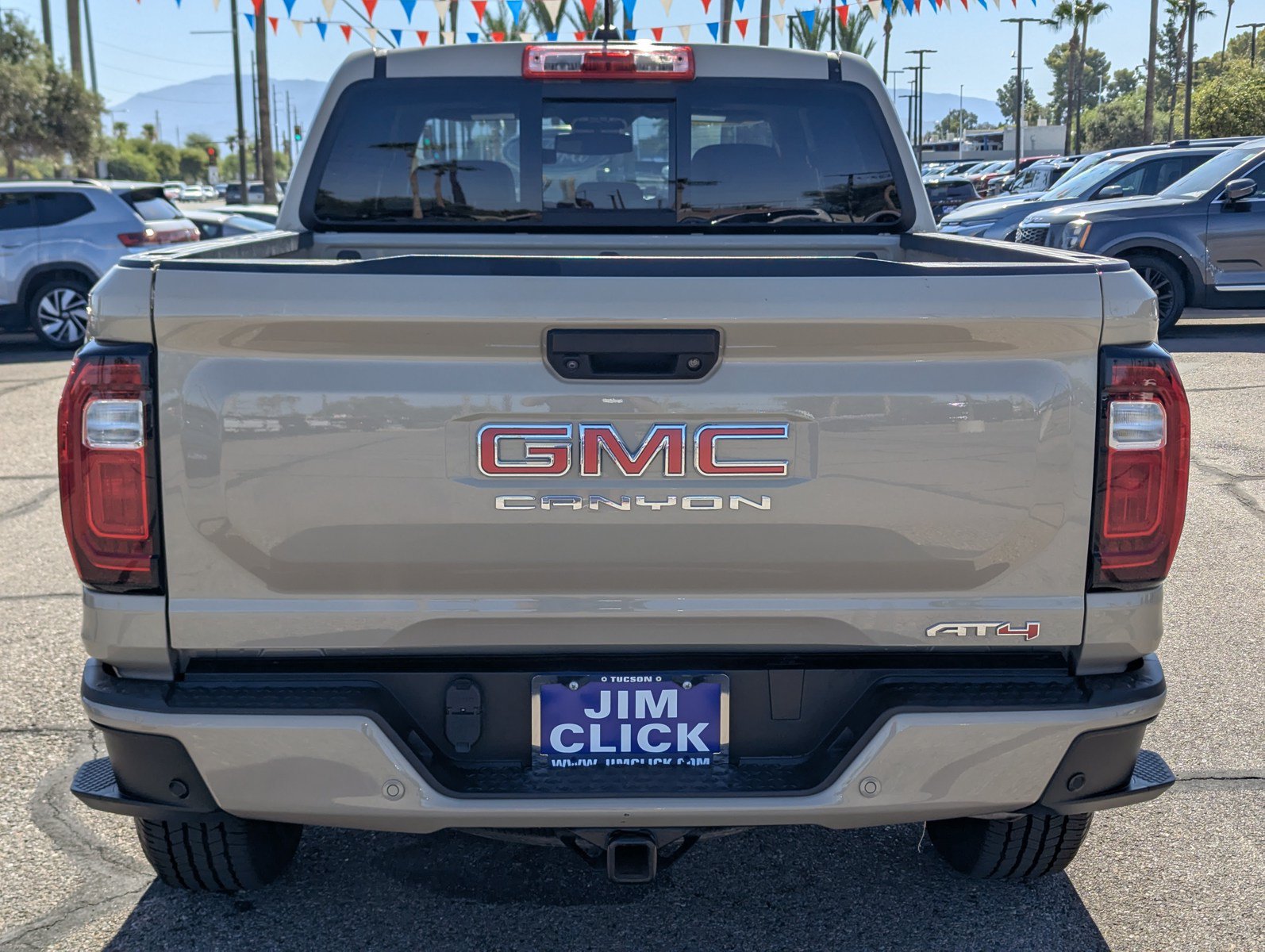 Used 2023 GMC Canyon AT4 w/ AT4 Premium Package AWD/4WD image 3