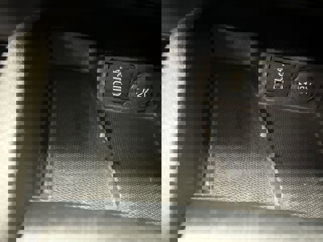 Certified 2024 Ford Escape Platinum image 33