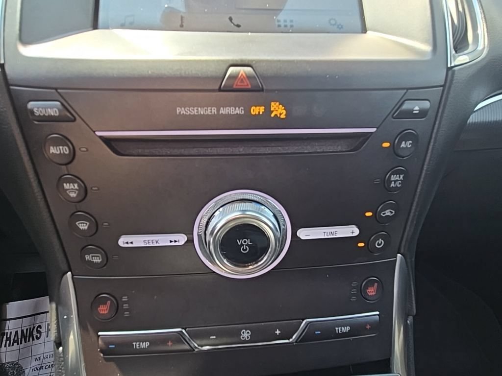 Certified 2019 Ford Edge Titanium w/ Cold Weather Package AWD/4WD image 30