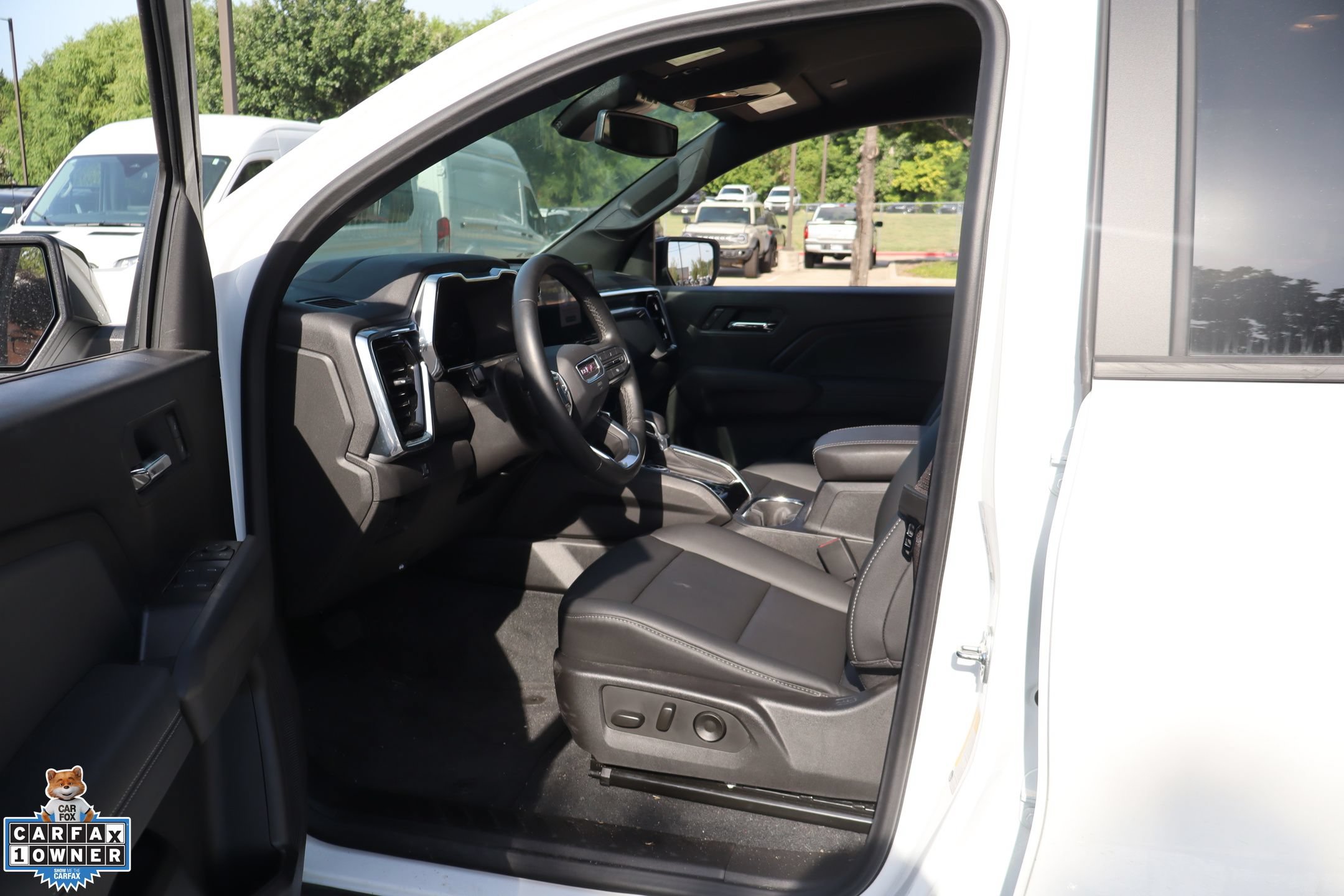 Used 2025 GMC Canyon Elevation w/ Convenience Package AWD/4WD image 24