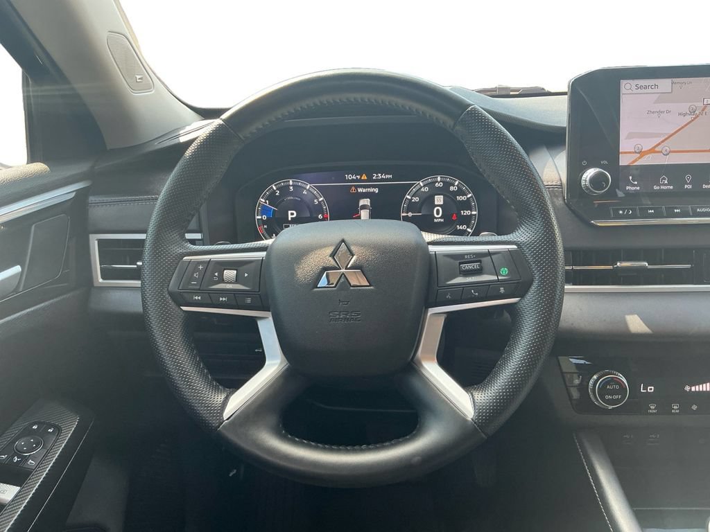 Used 2024 Mitsubishi Outlander SE FWD image 18