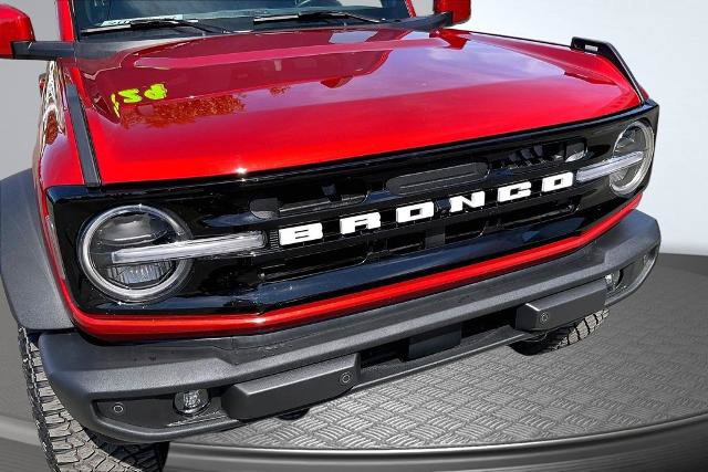 Certified 2024 Ford Bronco Outer Banks w/ Sasquatch Package AWD/4WD image 28