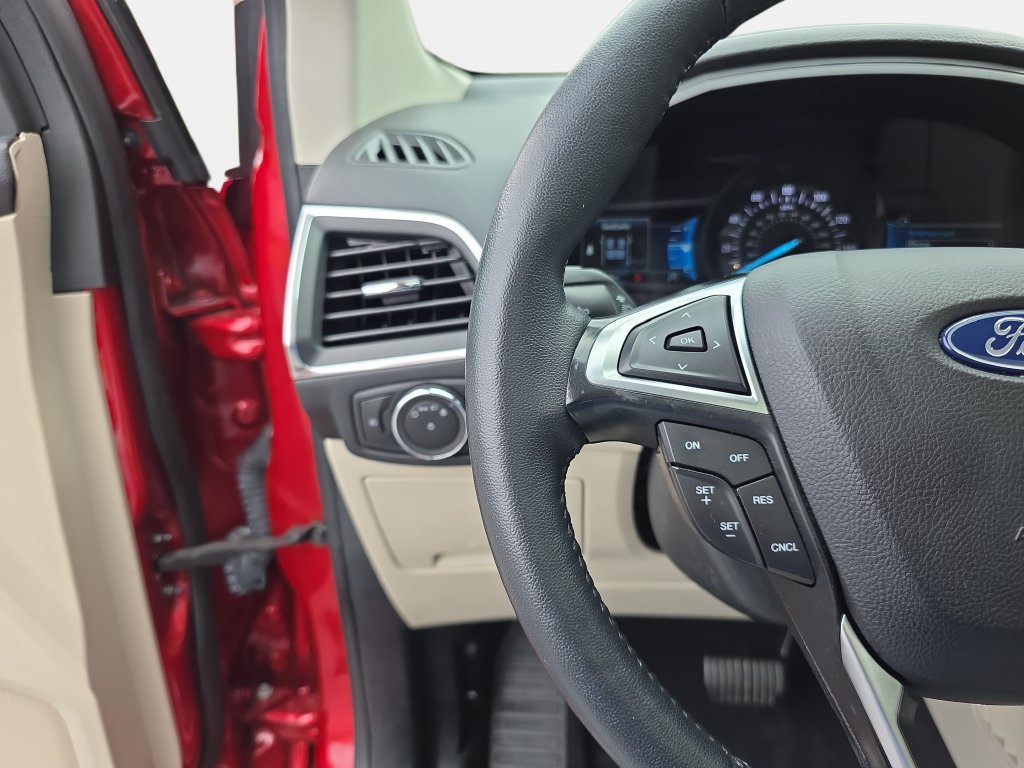 Certified 2023 Ford Edge Titanium AWD/4WD image 15