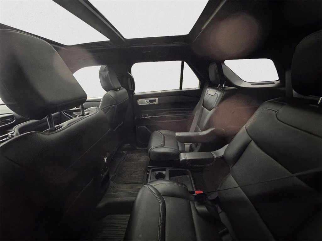 Certified 2021 Ford Explorer ST w/ ST Street Pack image 9