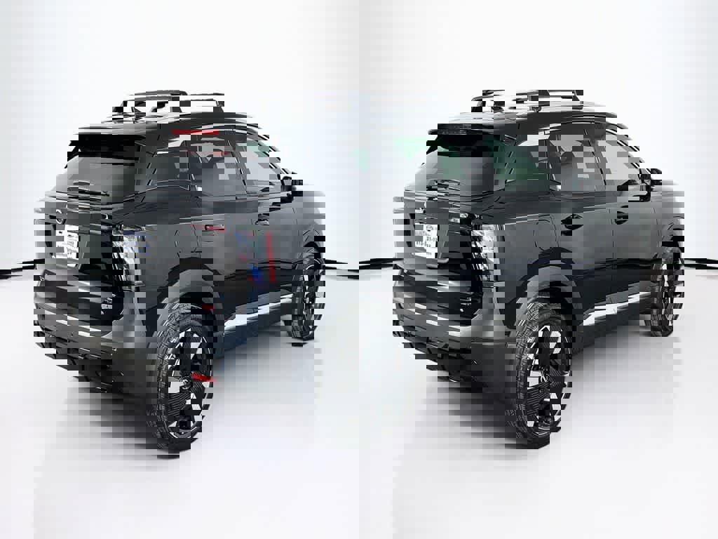 Used 2025 Nissan Kicks SR FWD image 24