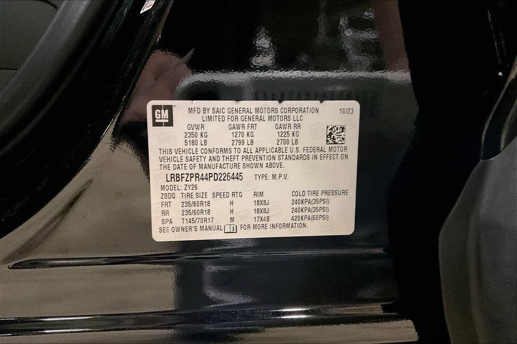 Used 2023 Buick Envision Essence AWD/4WD image 29