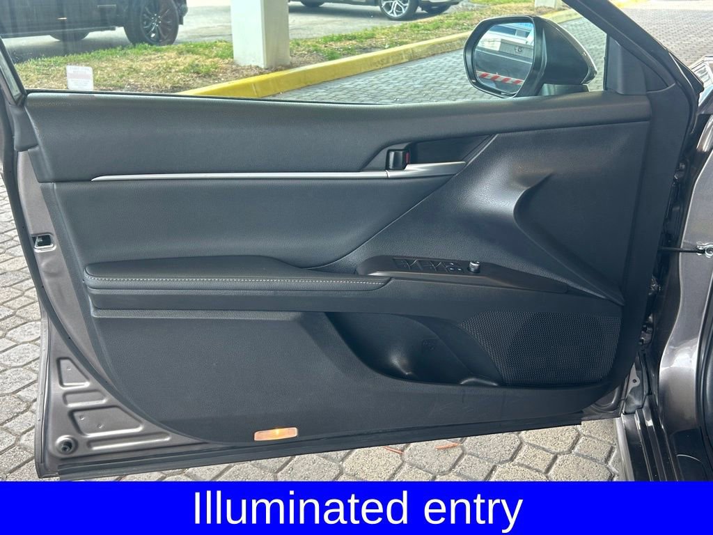 Used 2024 Toyota Camry XSE image 29