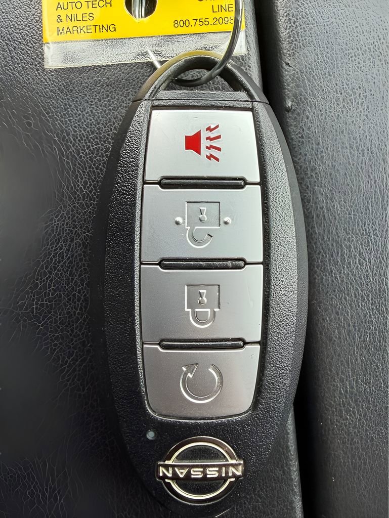 Used 2022 Nissan Rogue SV AWD/4WD image 20