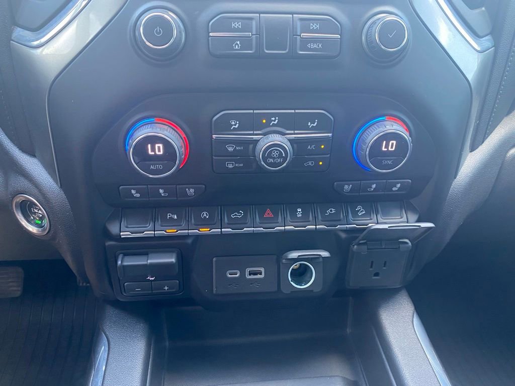 Used 2021 Chevrolet Silverado 1500 LTZ AWD/4WD image 17