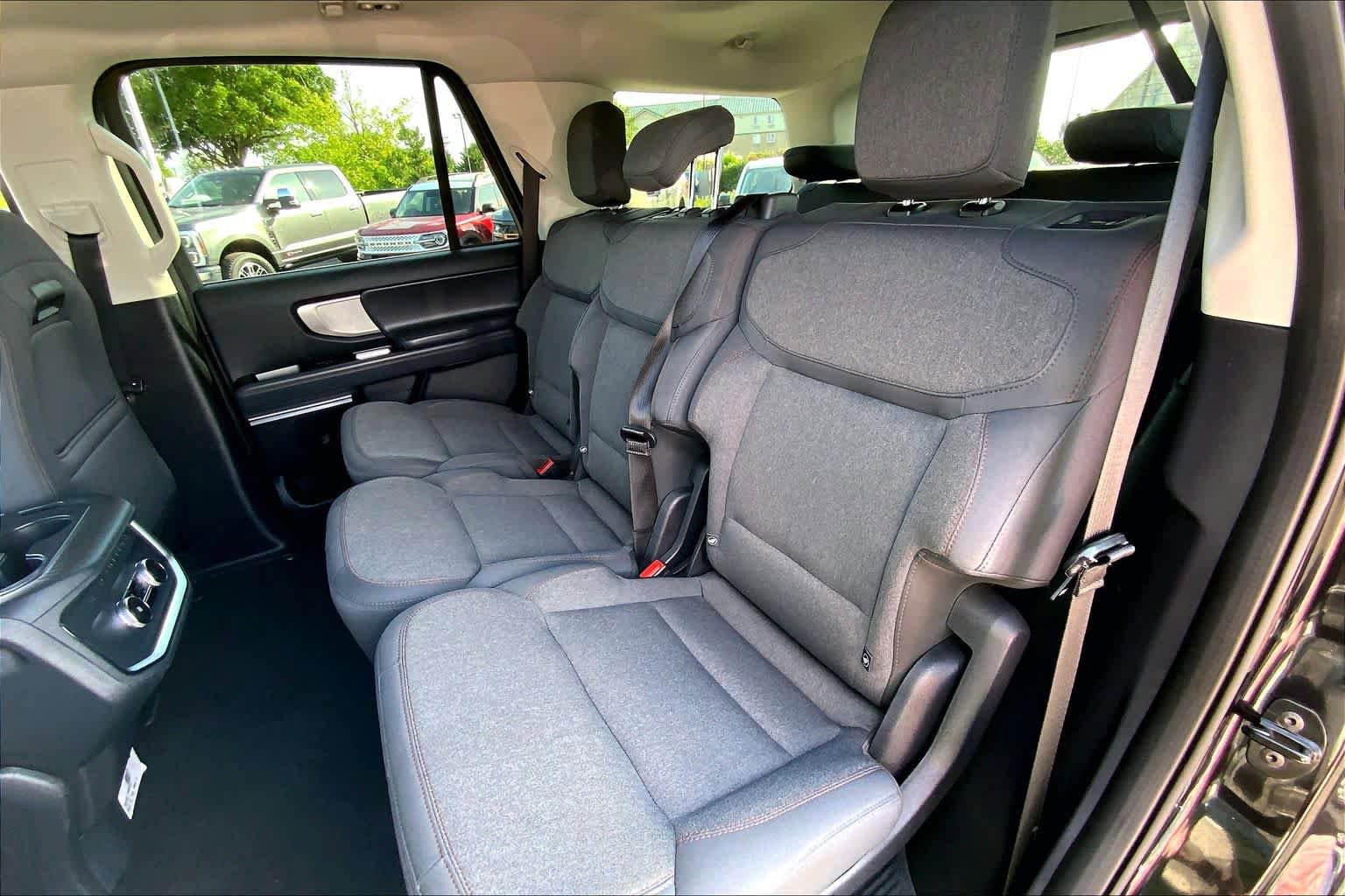 Certified 2025 Ford Expedition Active RWD image 19