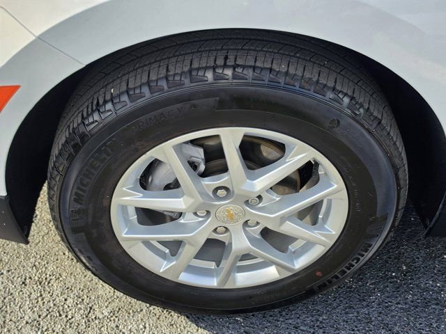 Used 2024 Chevrolet Equinox LT FWD image 11
