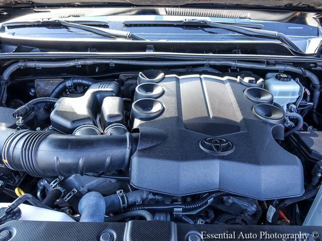 Used 2020 Toyota 4Runner SR5 Premium AWD/4WD image 32