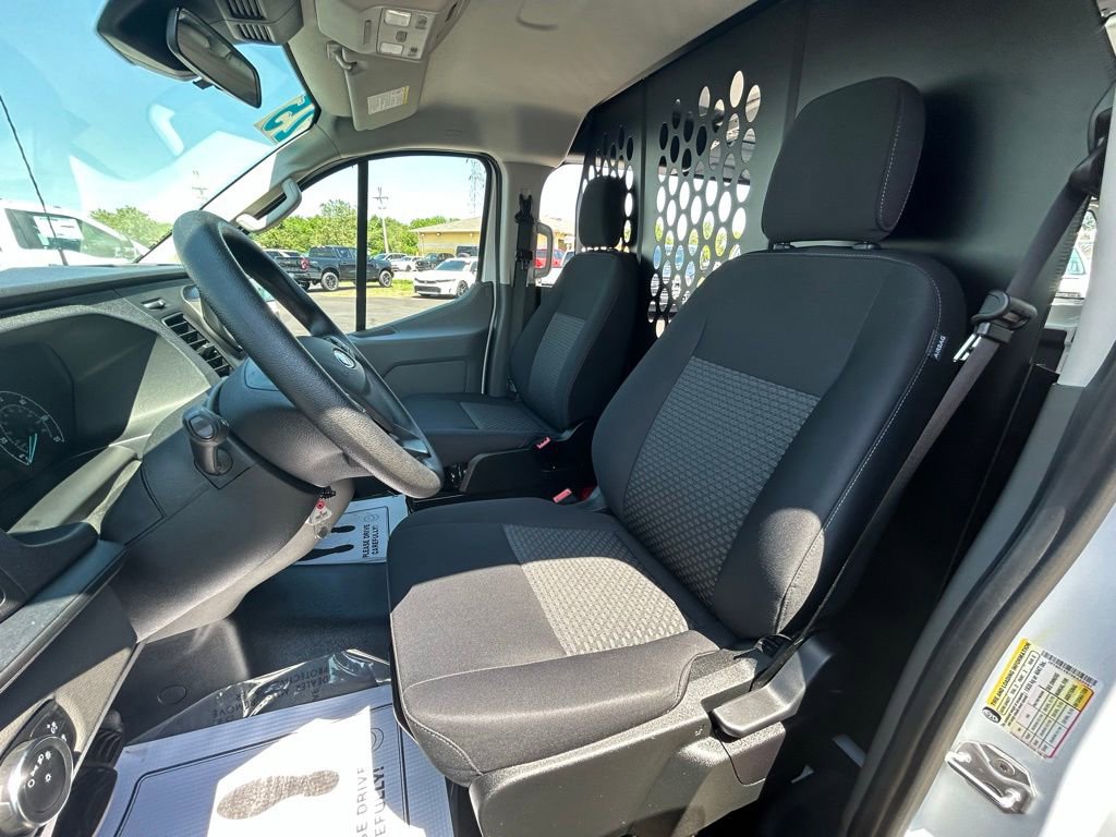 Certified 2025 Ford Transit 250 Low Roof w/ Exterior Upgrade Package RWD image 14