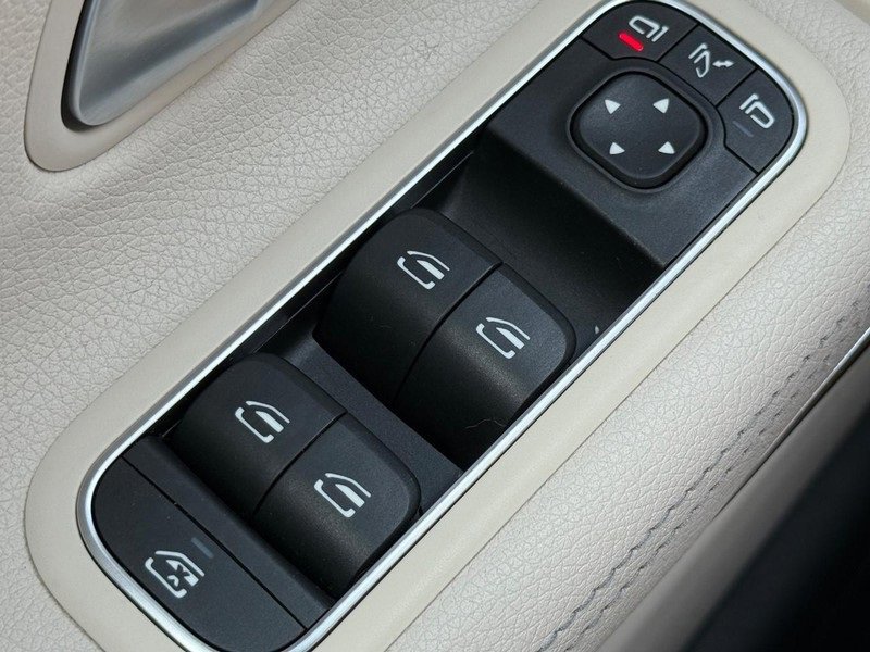 Used 2021 Mercedes-Benz CLA 250 4MATIC image 19