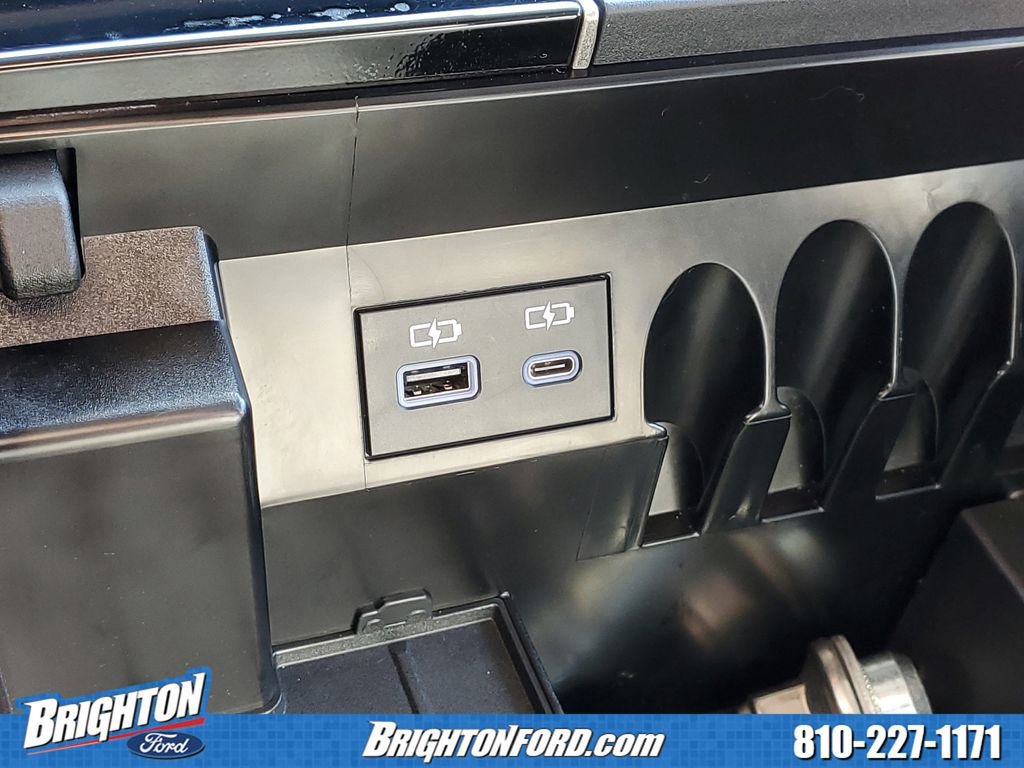 Used 2022 Toyota Tundra SR5 AWD/4WD image 26