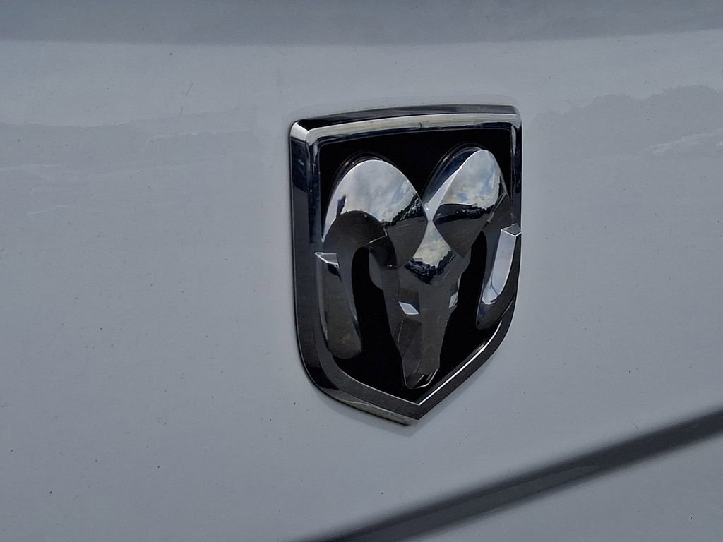 Used 2022 RAM 1500 Classic SLT w/ Protection Group AWD/4WD image 29