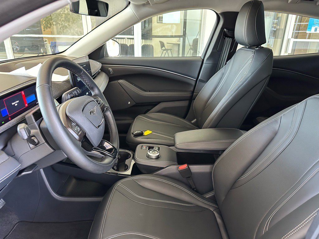 Certified 2024 Ford Mustang Mach-E Premium image 18