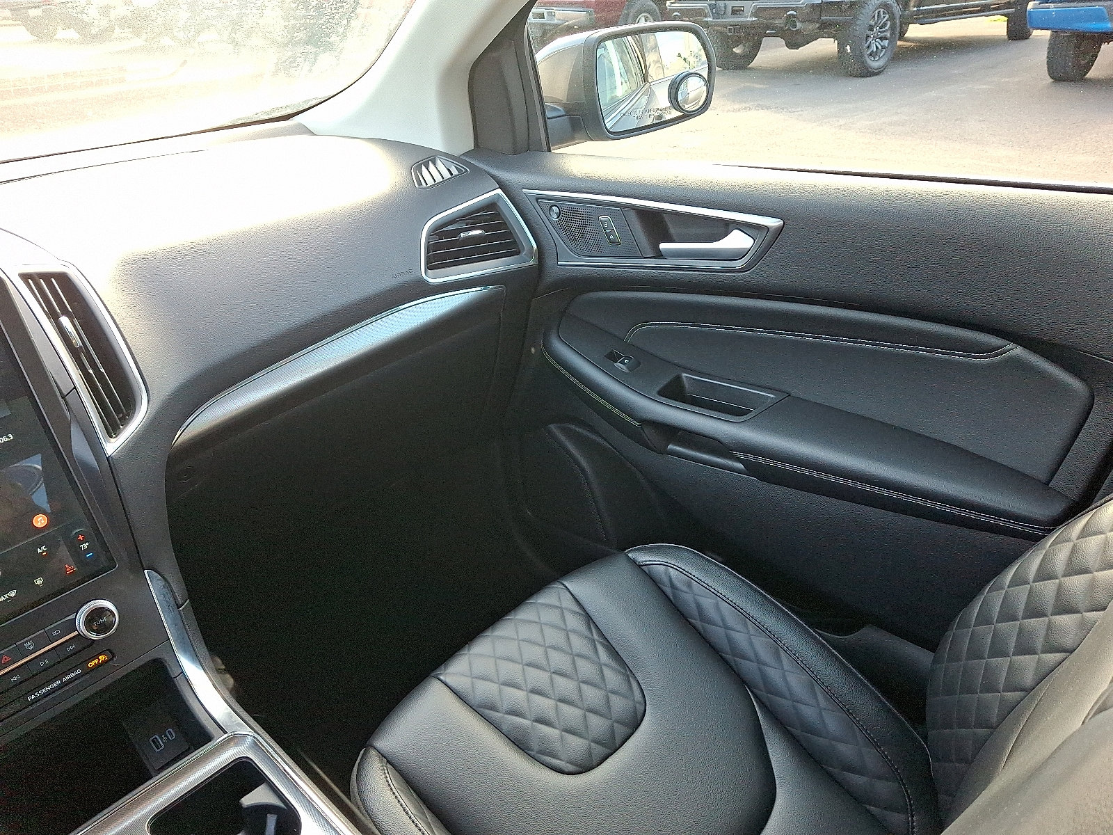 Certified 2024 Ford Edge Titanium image 16