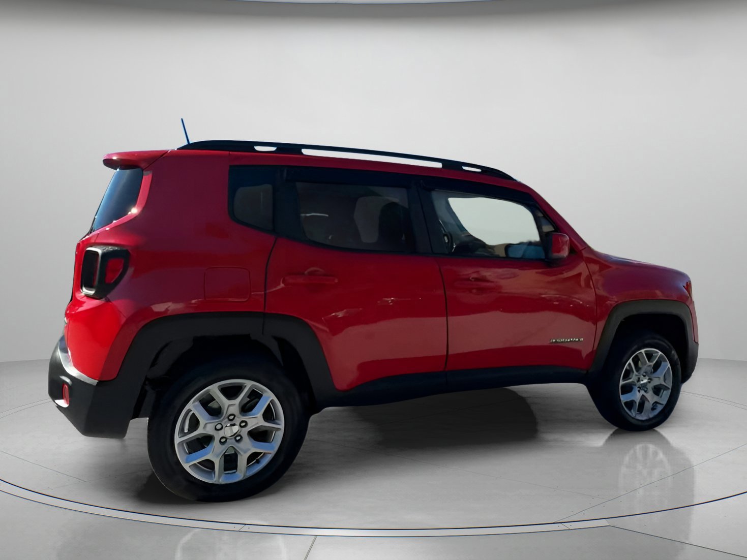 Used 2018 Jeep Renegade Latitude image 22