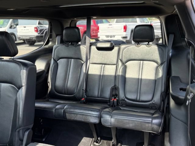 Used 2024 Jeep Wagoneer Series II AWD/4WD image 23