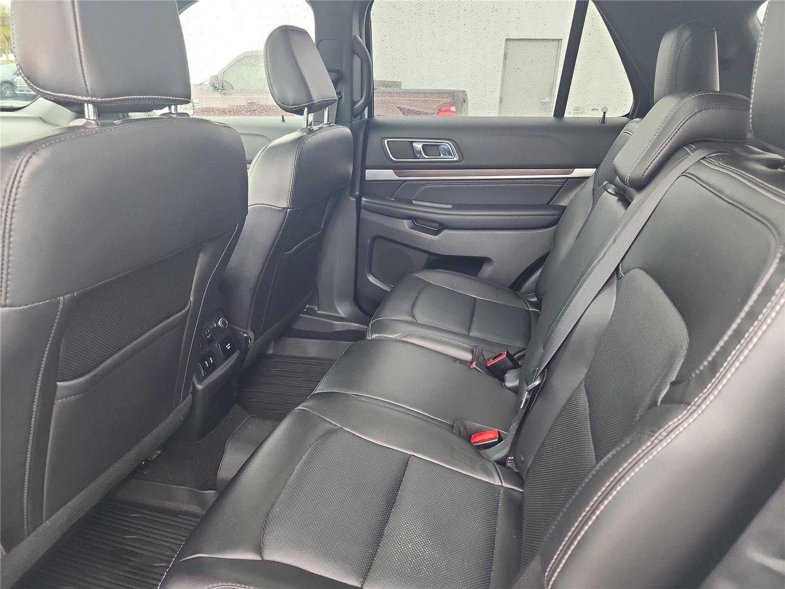 Certified 2018 Ford Explorer Limited w/ Equipment Group 301A AWD/4WD image 17