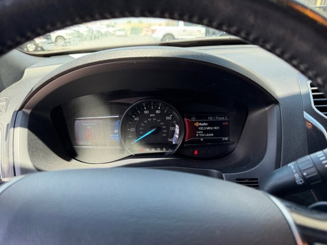 Certified 2017 Ford Explorer Limited AWD/4WD image 10