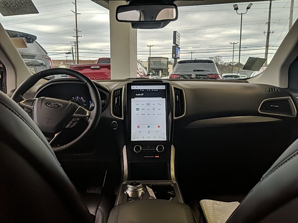Certified 2023 Ford Edge SEL AWD/4WD image 15