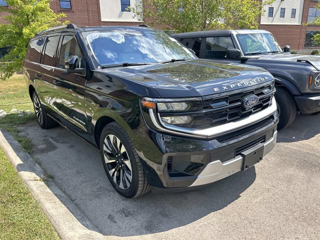 Certified 2025 Ford Expedition Max Platinum w/ Driver's Package AWD/4WD image 3