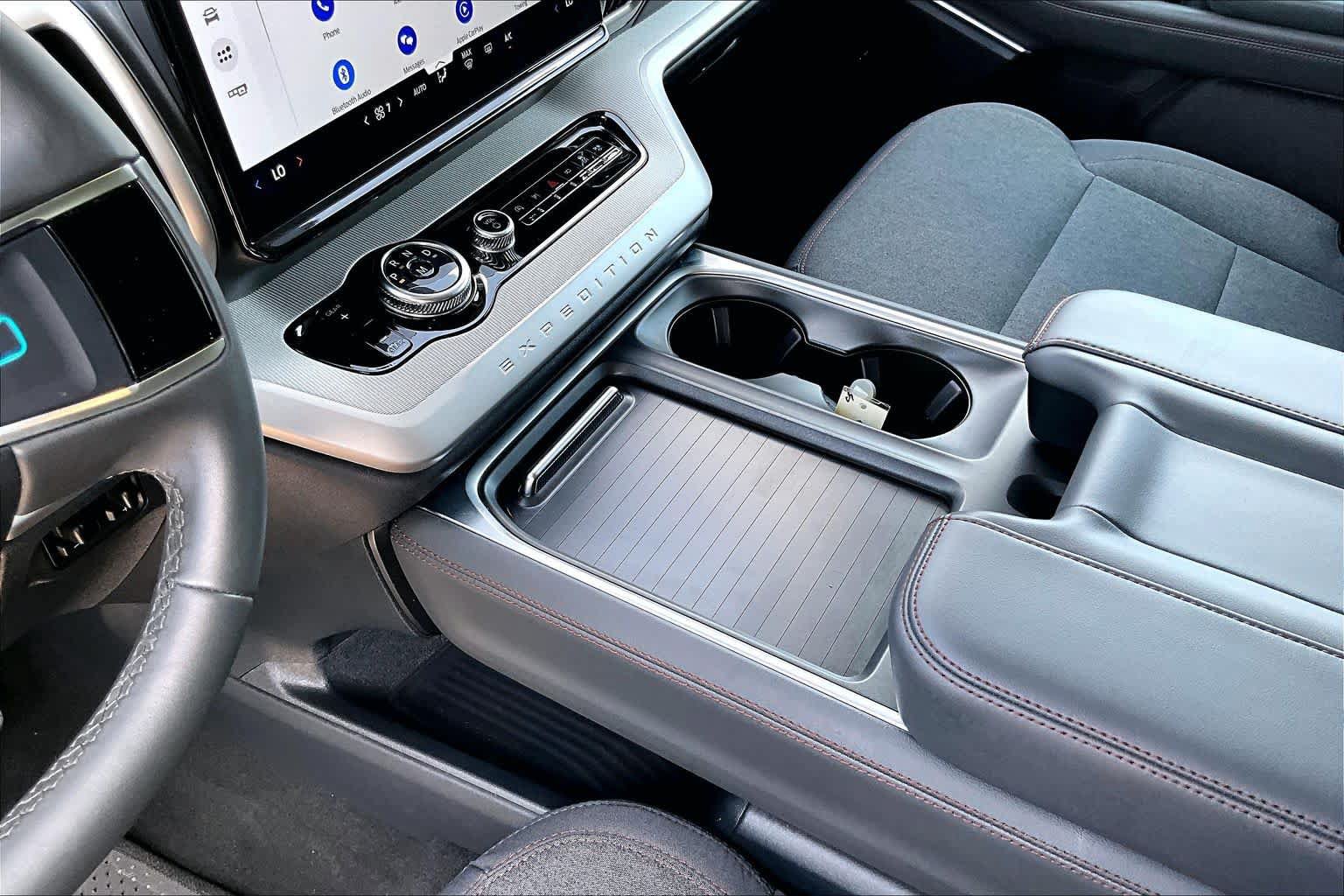 Certified 2025 Ford Expedition Active RWD image 17
