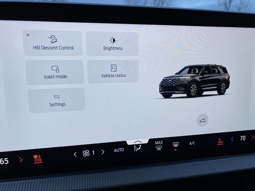 Certified 2025 Ford Explorer ST-Line image 34