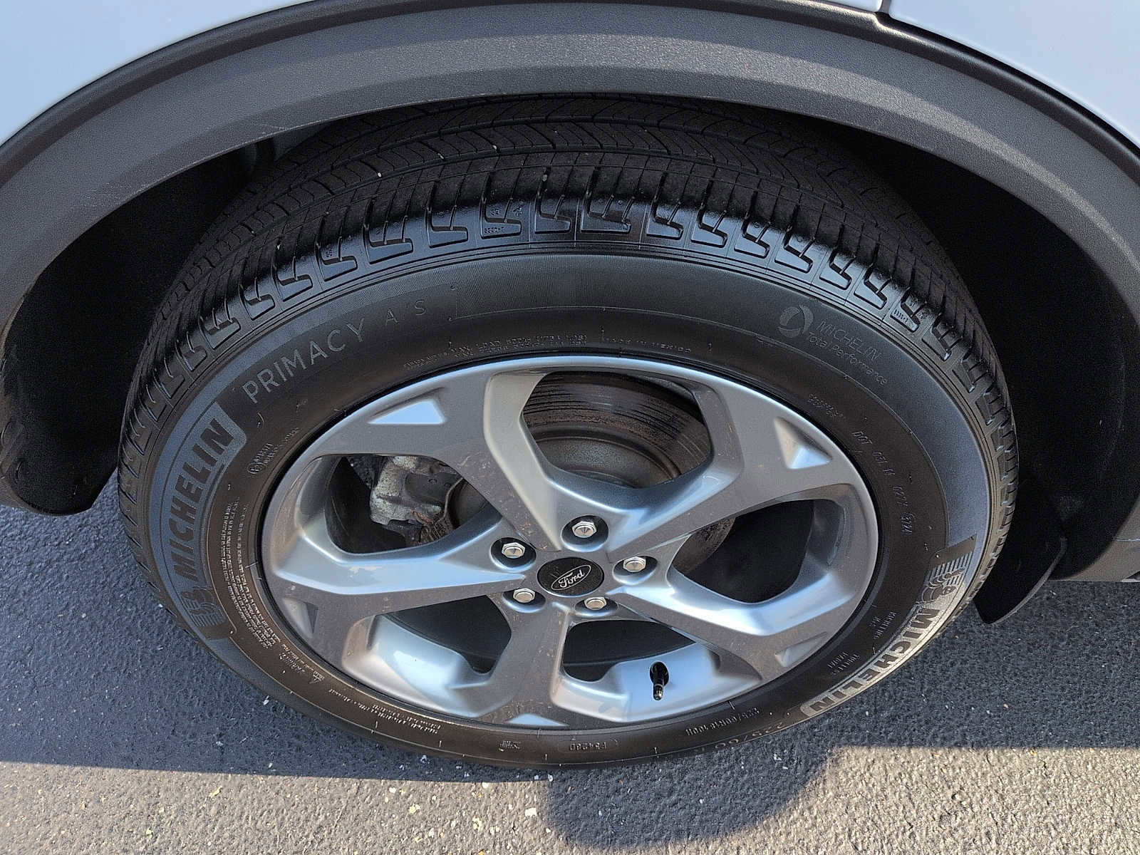 Certified 2025 Ford Escape ST-Line w/ Tech Pack #1 AWD/4WD image 9