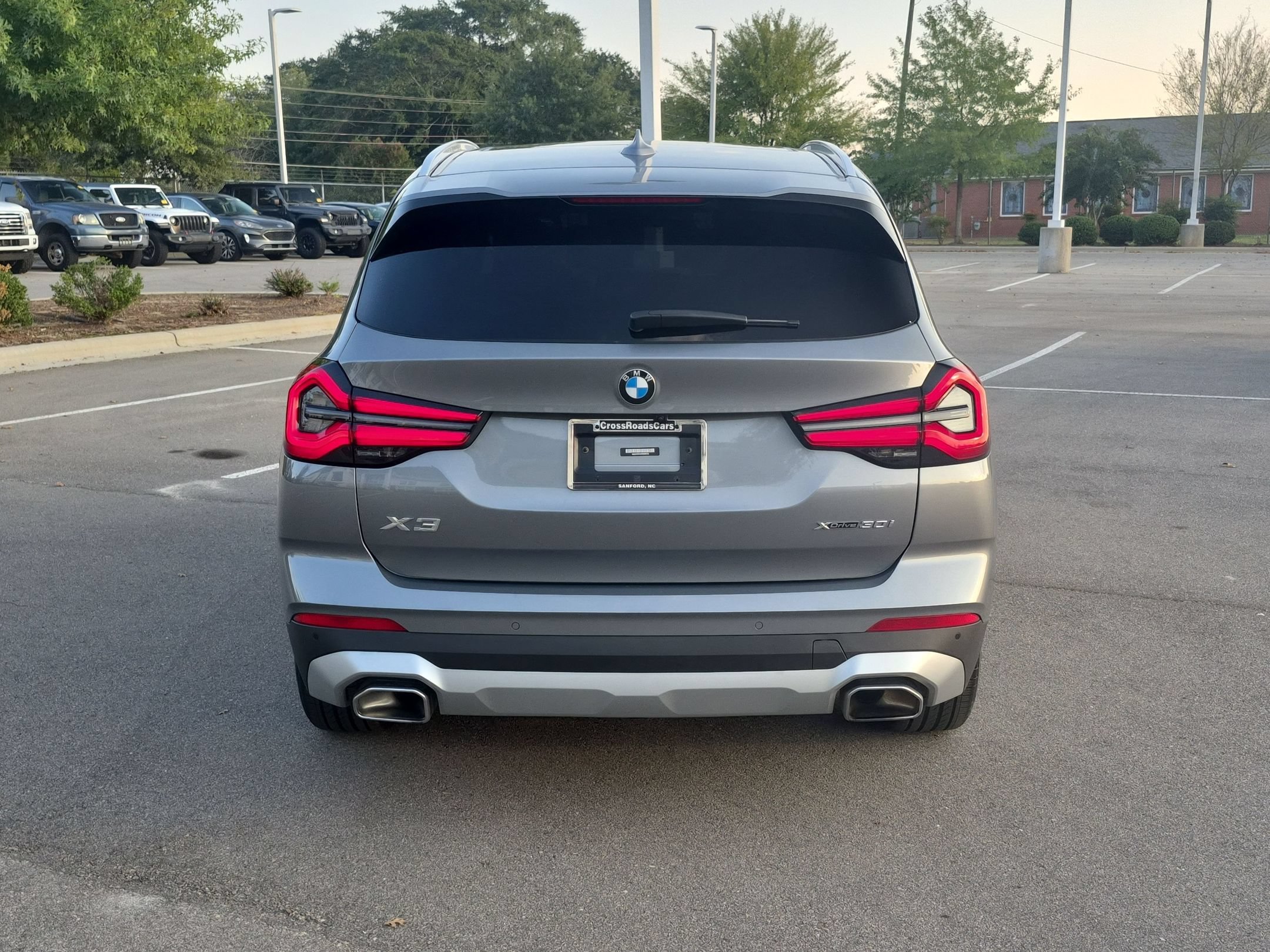 Used 2023 BMW X3 xDrive30i w/ Premium Package w/ZPA AWD/4WD image 5