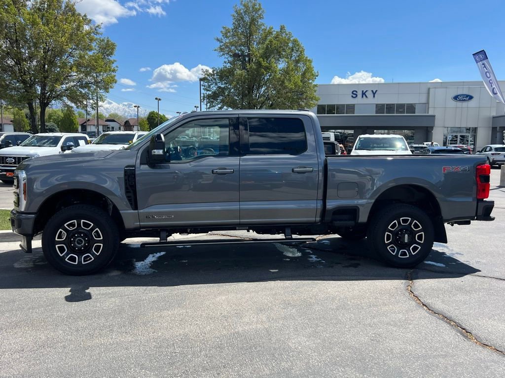 Certified 2025 Ford F350 Platinum AWD/4WD image 13