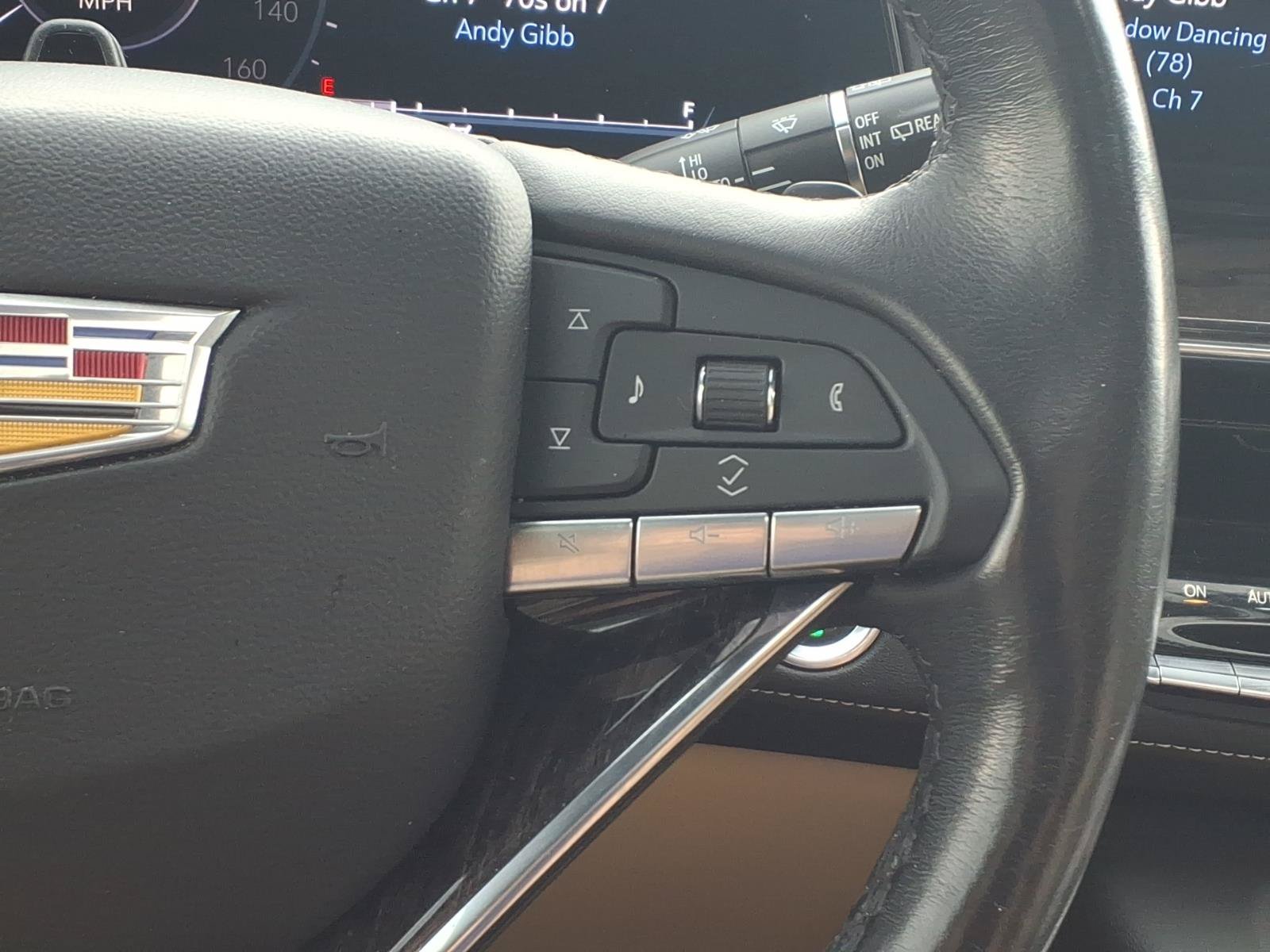 Used 2023 Cadillac Escalade Premium Luxury w/ LPO, Floor Liner Package AWD/4WD image 20