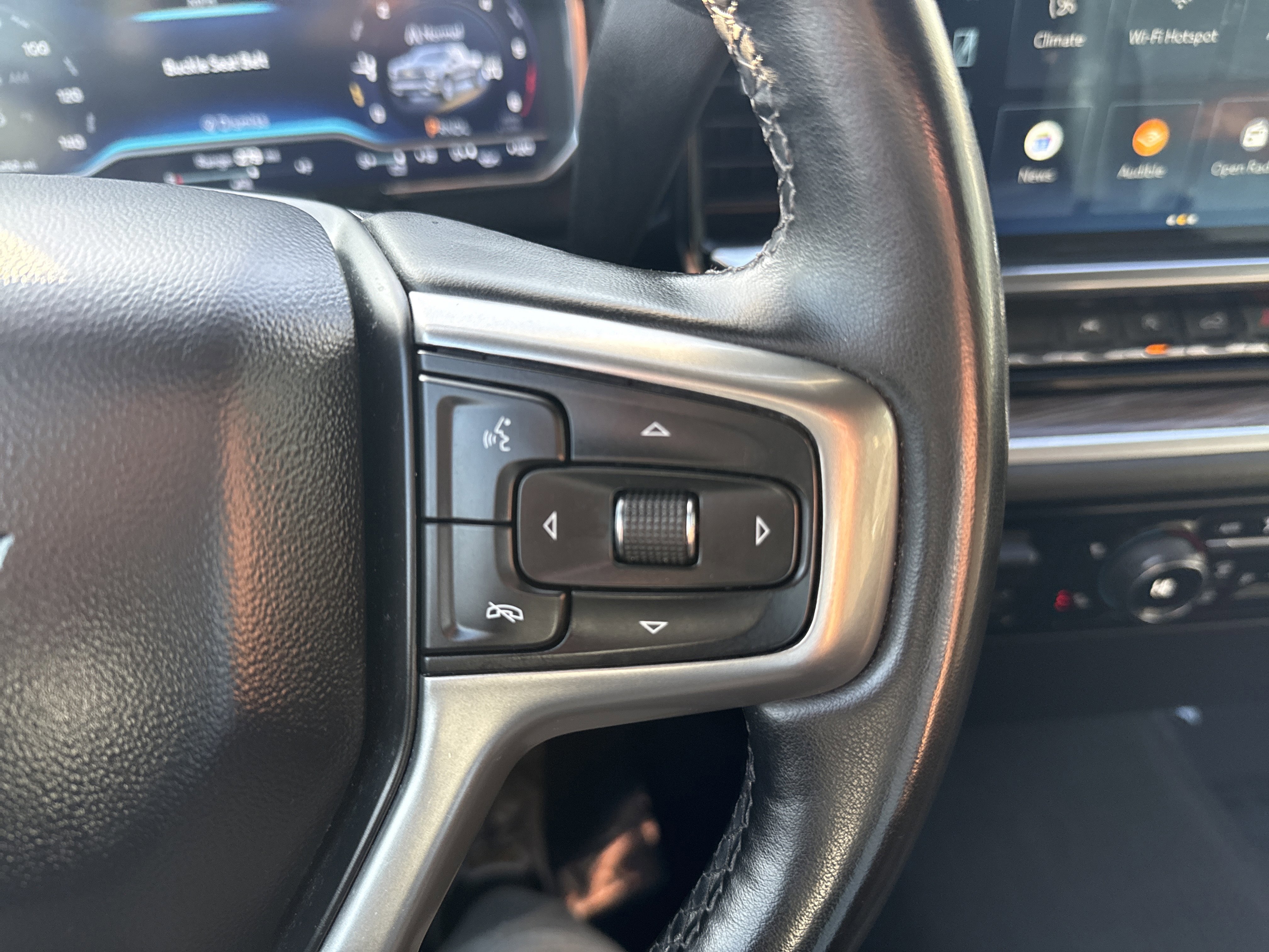 Used 2023 Chevrolet Silverado 1500 RST image 17