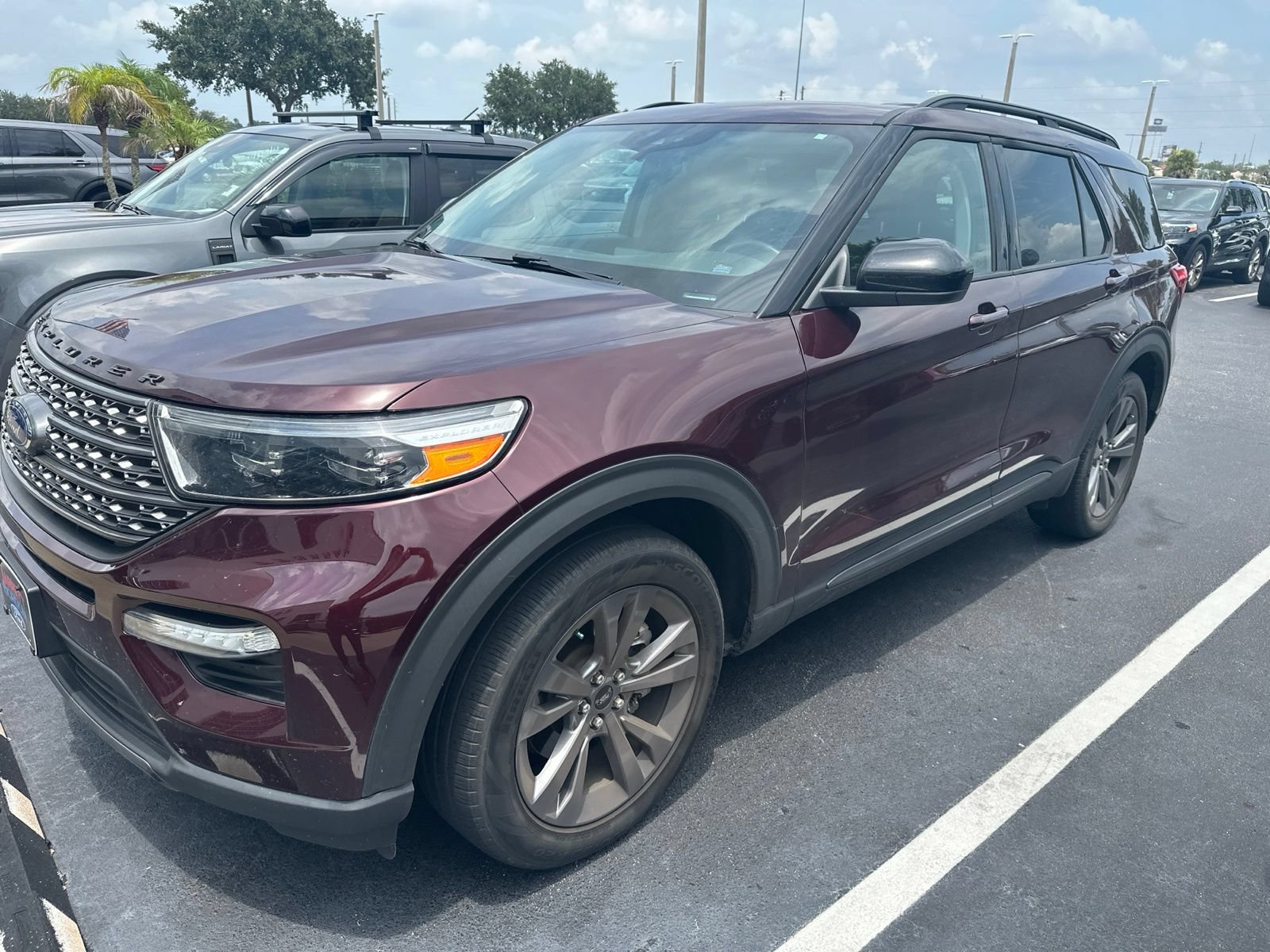 Certified 2022 Ford Explorer XLT w/ Equipment Group 202A RWD image 2