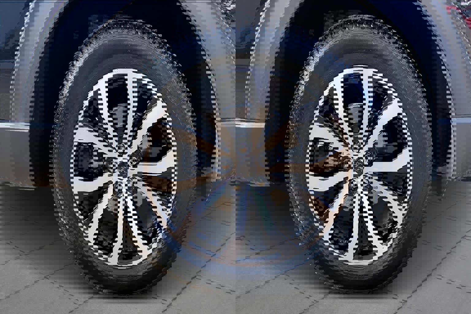 Certified 2020 Ford Explorer ST w/ Premium Technology Package image 12